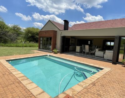 Luxury Golf Estate Rental with Mountain Views – Euphoria 196